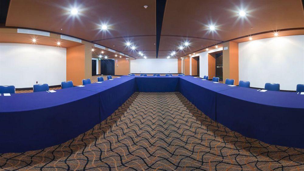 Crowne Plaza Queretaro, An Ihg 5* Querétaro