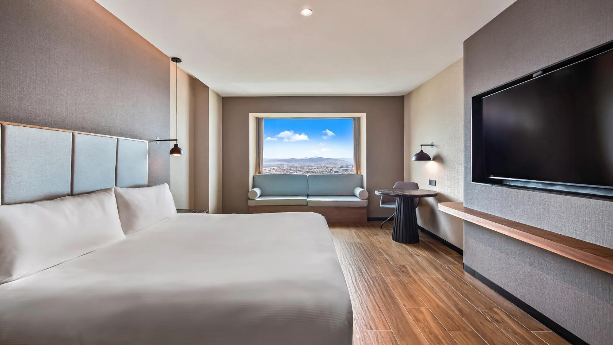 Hotel Crowne Plaza Queretaro, An Ihg 5*